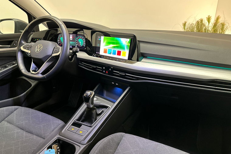 Vehicle Image 15