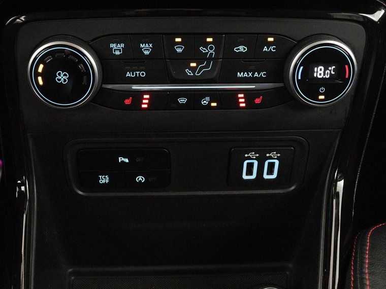 Vehicle Image 28