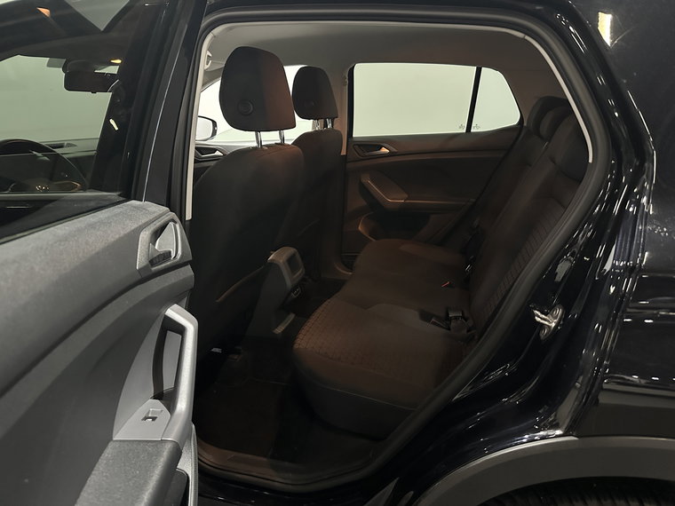 Vehicle Image 23