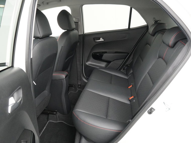 Vehicle Image 31