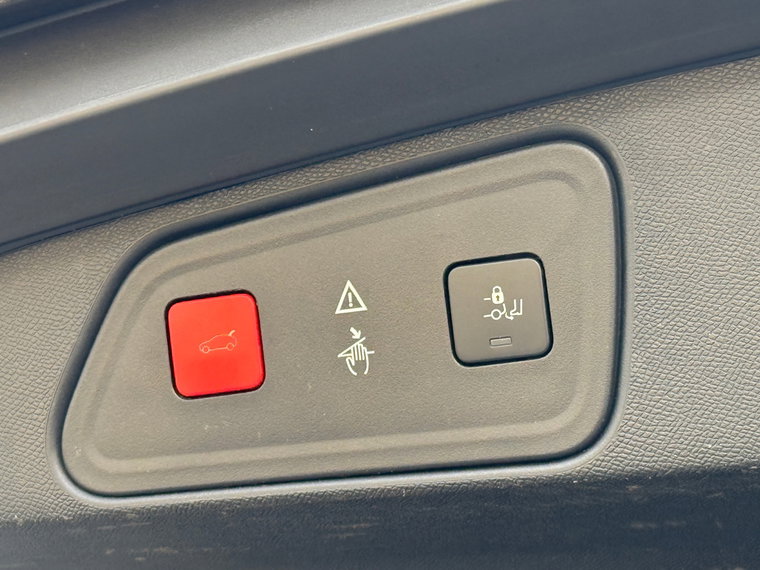 Vehicle Image 35