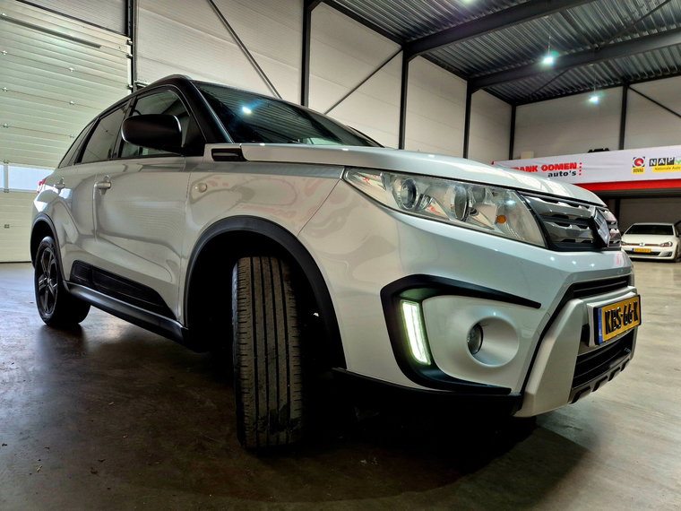 Vehicle Image 16