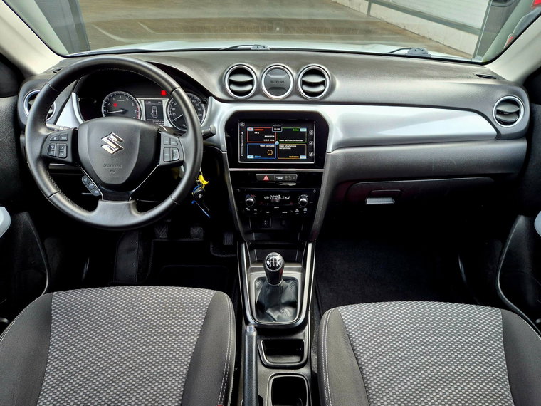 Vehicle Image 4