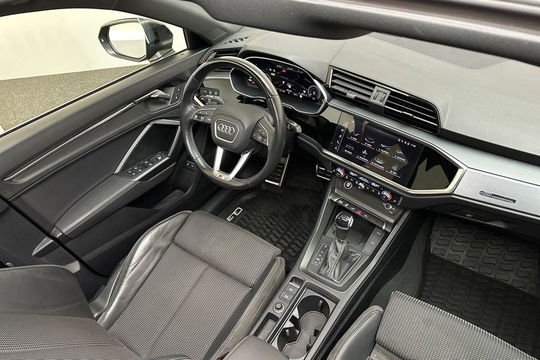 Vehicle Image 18