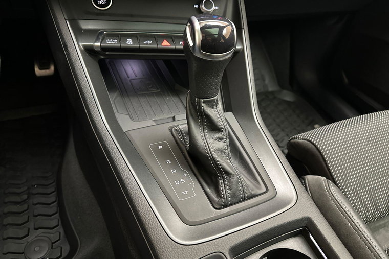 Vehicle Image 37