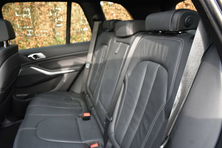 Vehicle Image 36