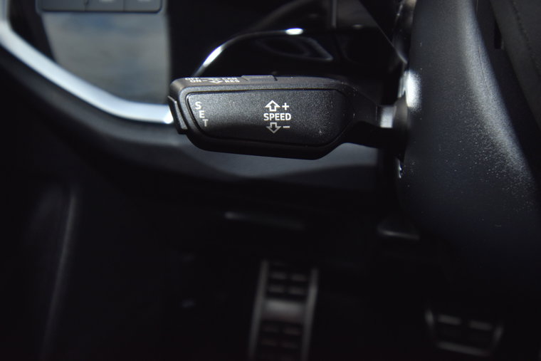 Vehicle Image 42