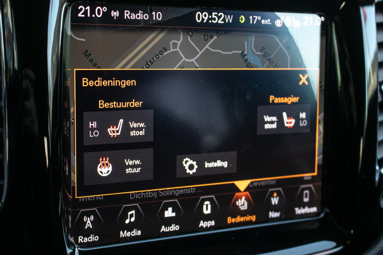 Vehicle Image 19