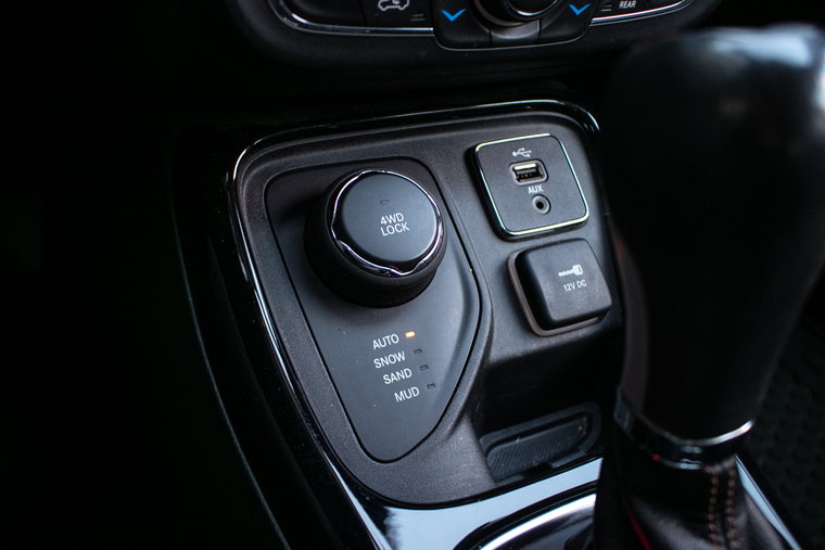 Vehicle Image 22