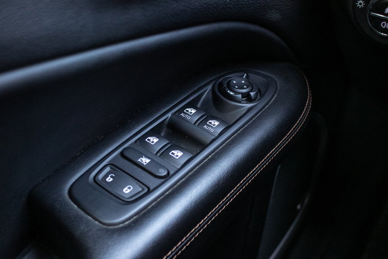 Vehicle Image 40