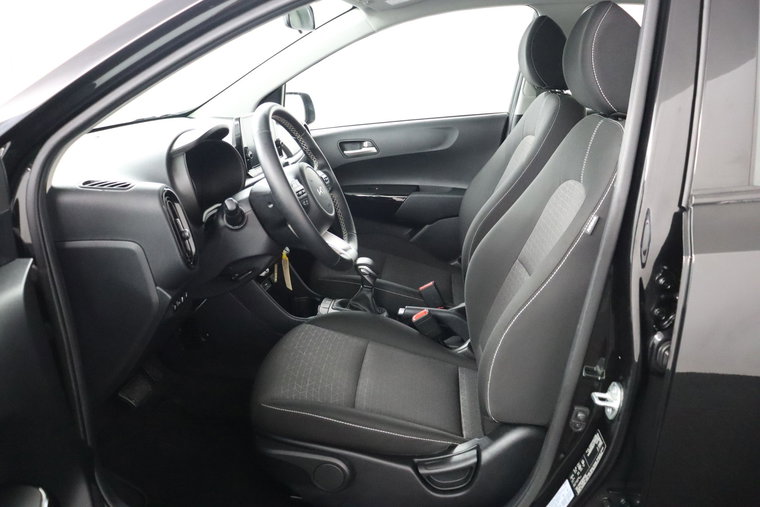 Vehicle Image 17