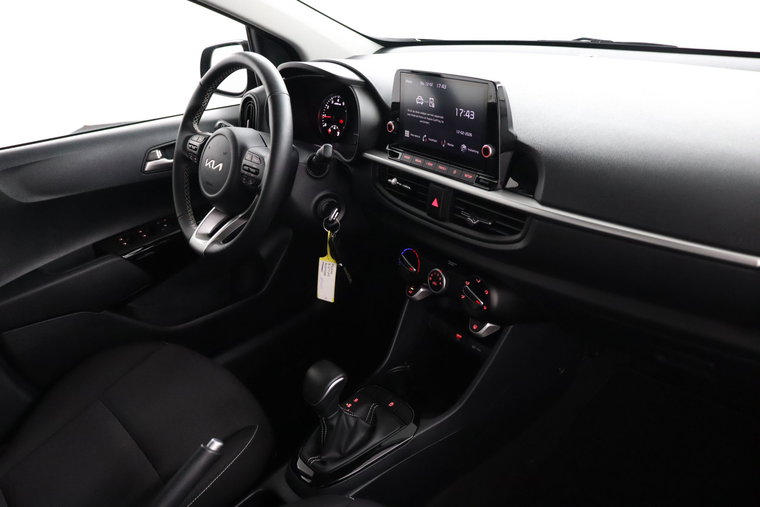 Vehicle Image 32