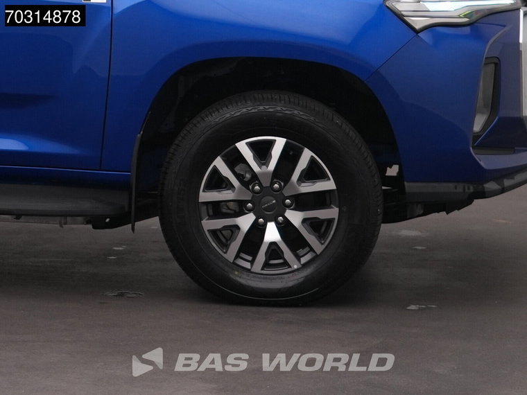 Vehicle Image 30