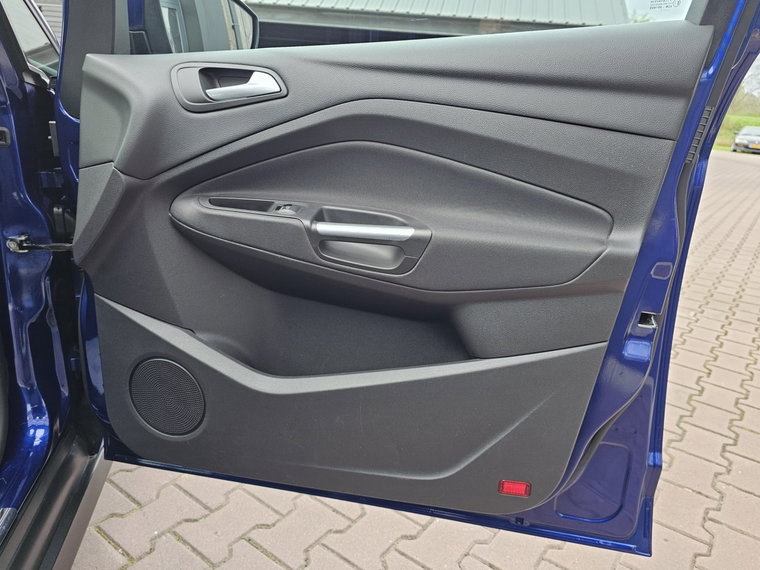 Vehicle Image 52