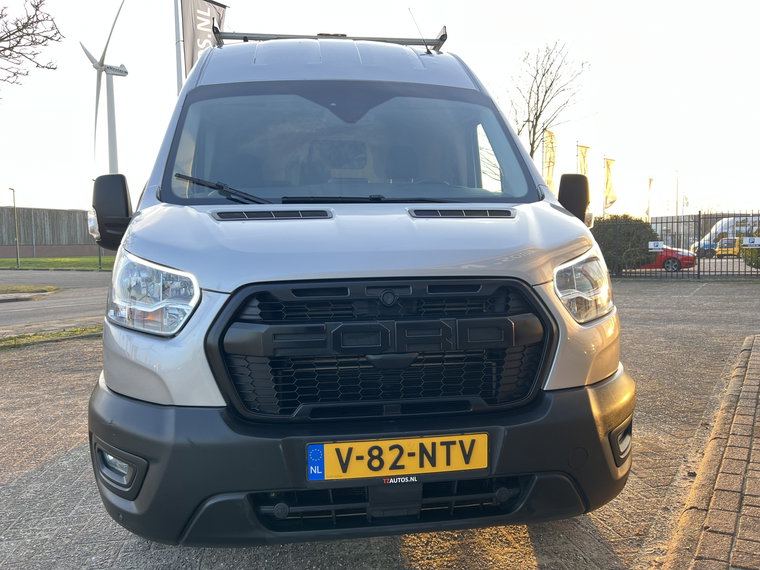 Vehicle Image 29