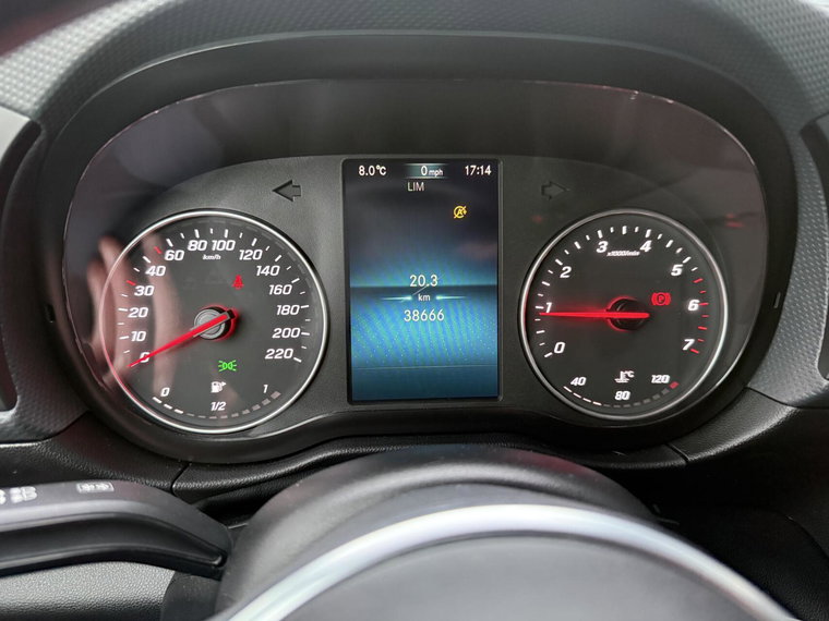 Vehicle Image 22