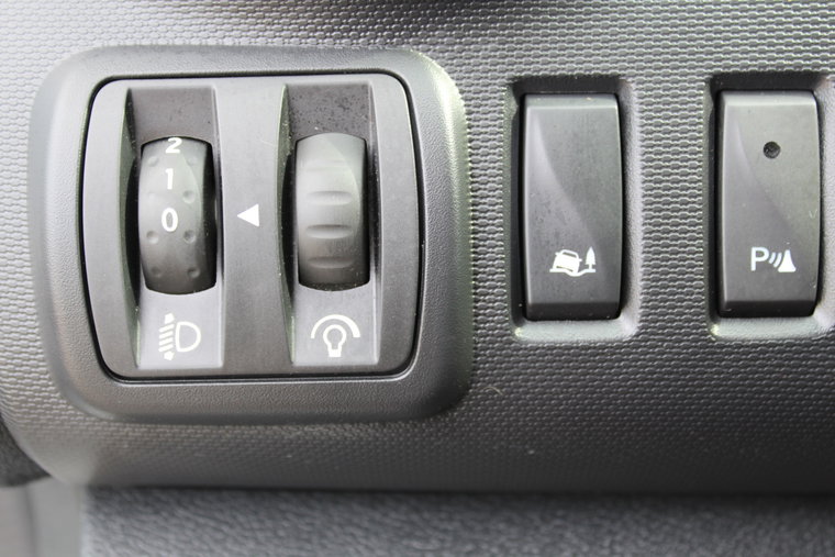 Vehicle Image 14