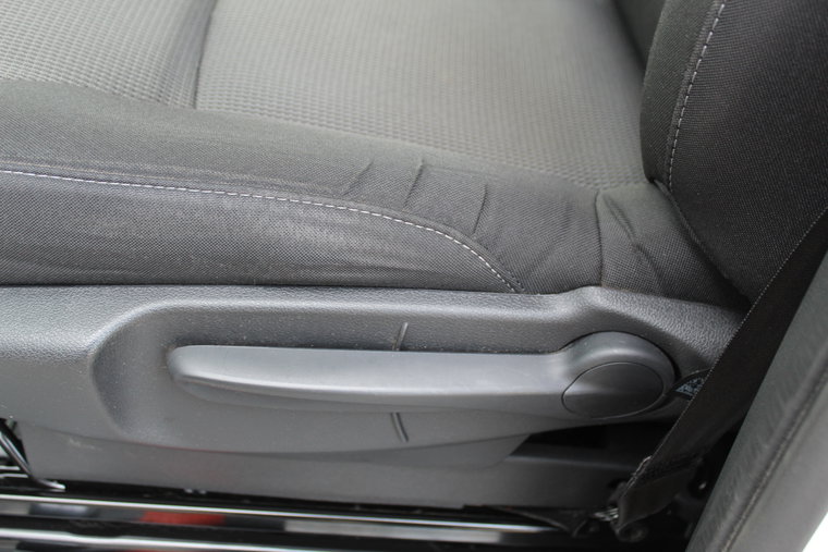 Vehicle Image 35