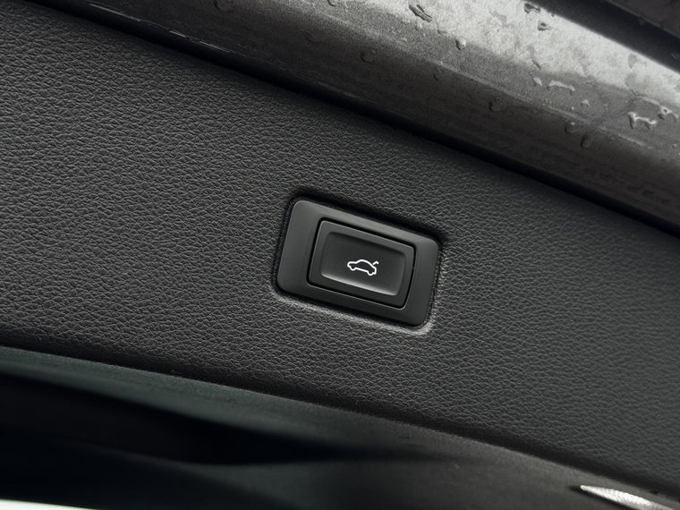 Vehicle Image 41