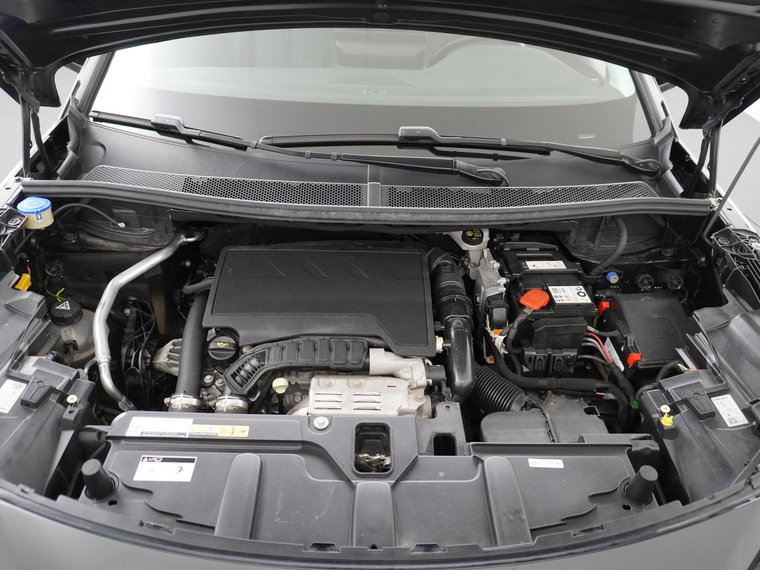 Vehicle Image 37