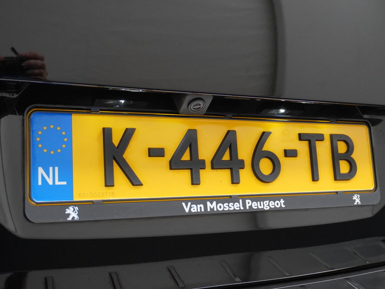 Vehicle Image 40