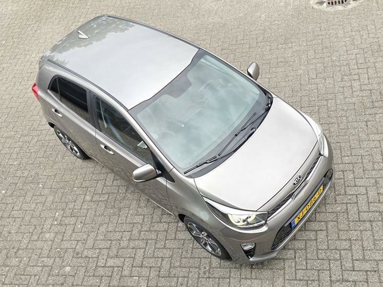 Vehicle Image 38