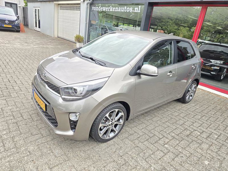 Vehicle Image 45
