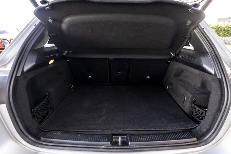 Vehicle Image 38