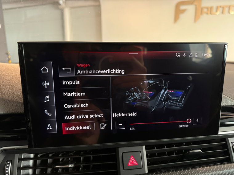 Vehicle Image 37