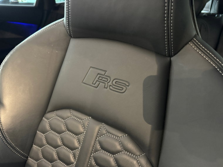 Vehicle Image 41