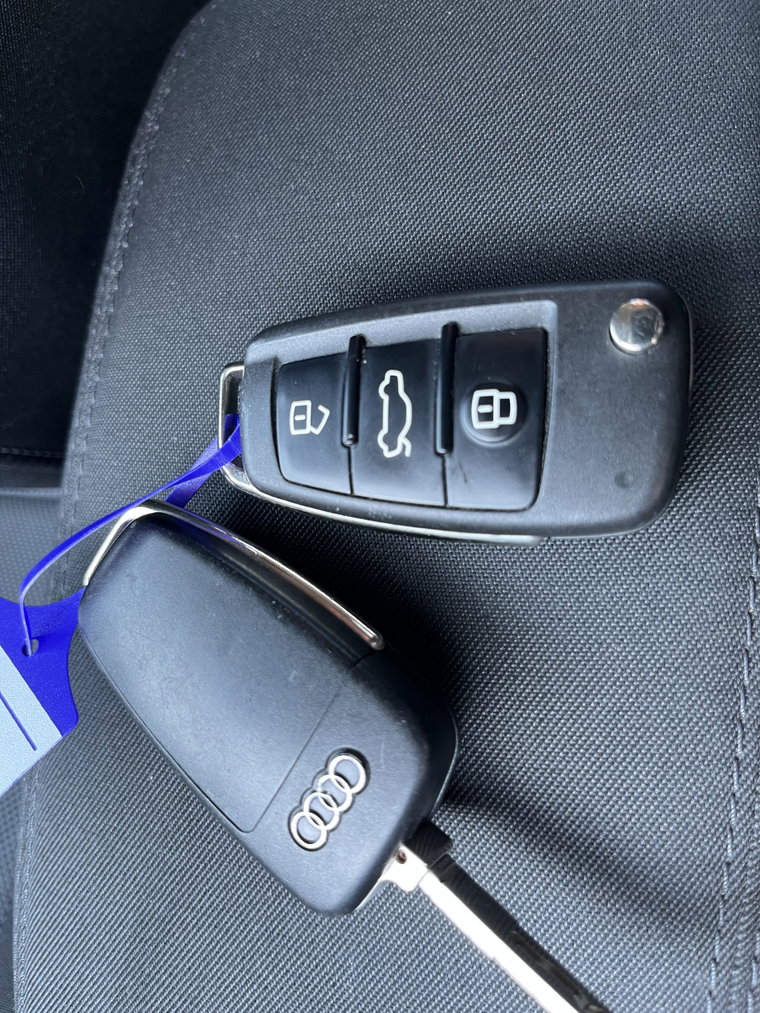 Vehicle Image 27