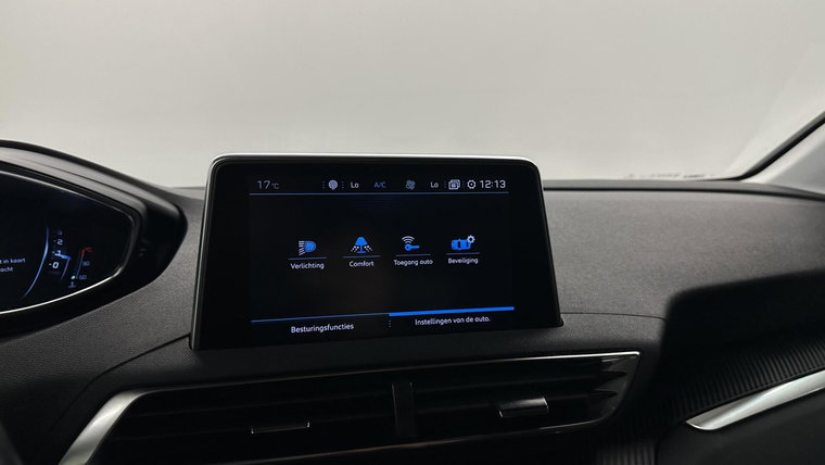 Vehicle Image 39