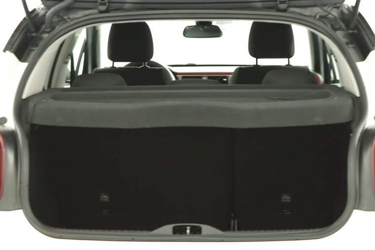 Vehicle Image 35