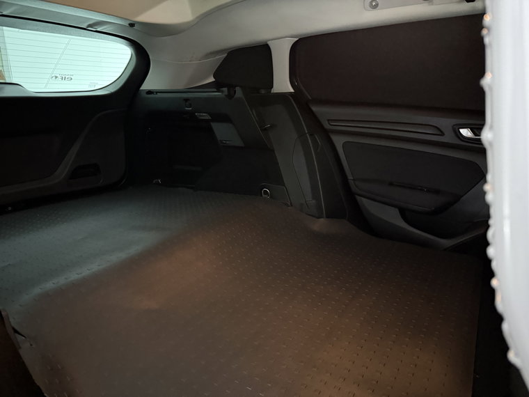 Vehicle Image 38