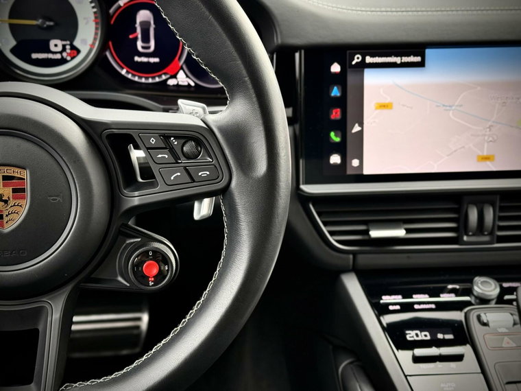 Vehicle Image 30