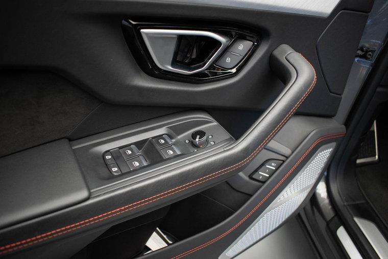 Vehicle Image 36