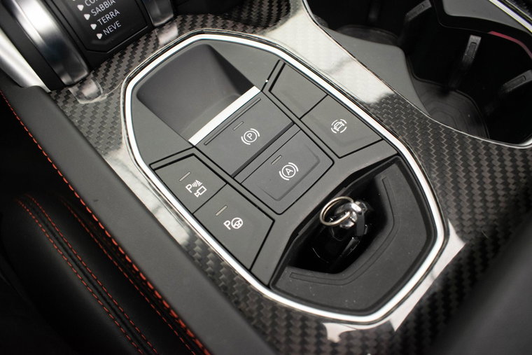 Vehicle Image 40
