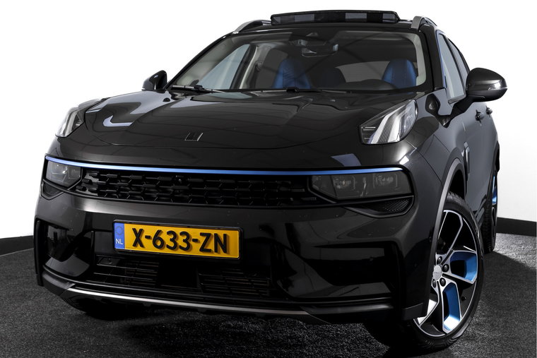 Vehicle Image 13