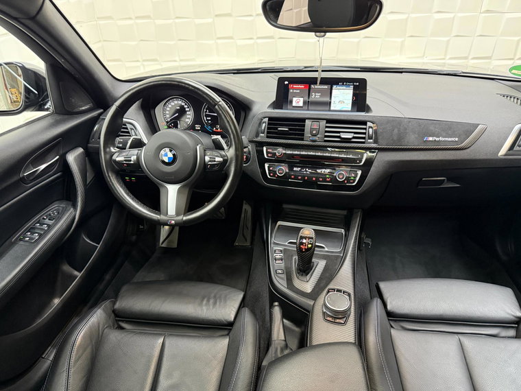 Vehicle Image 39