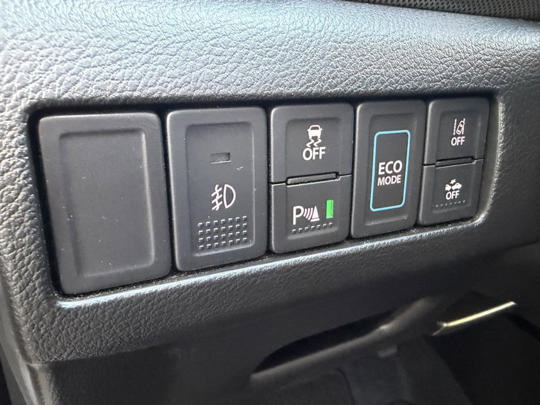 Vehicle Image 24