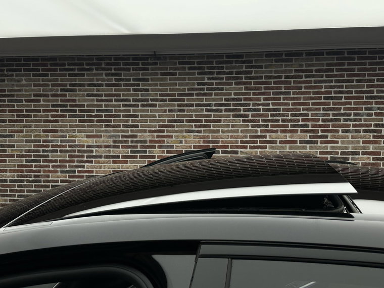 Vehicle Image 28