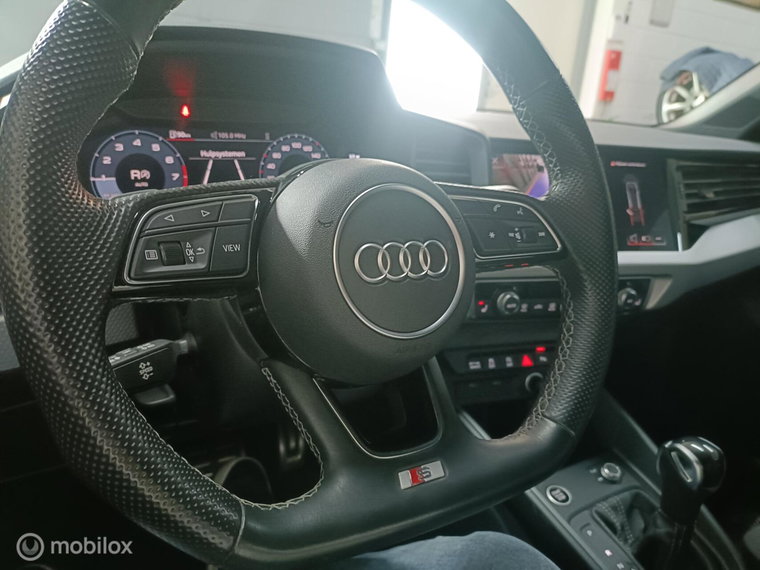 Vehicle Image 19