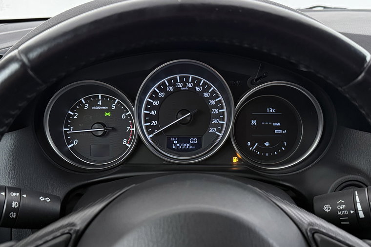 Vehicle Image 18