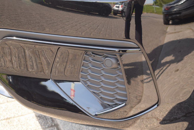 Vehicle Image 36