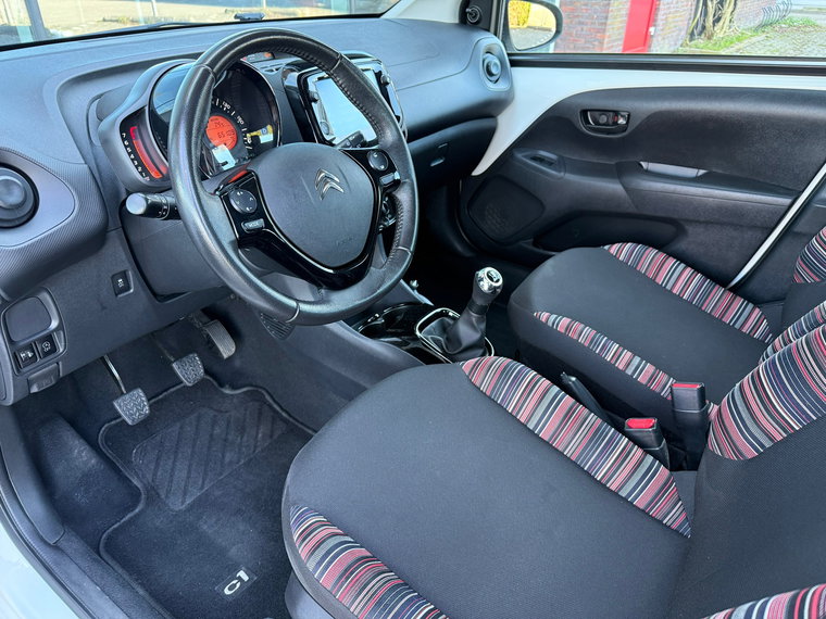 Vehicle Image 24