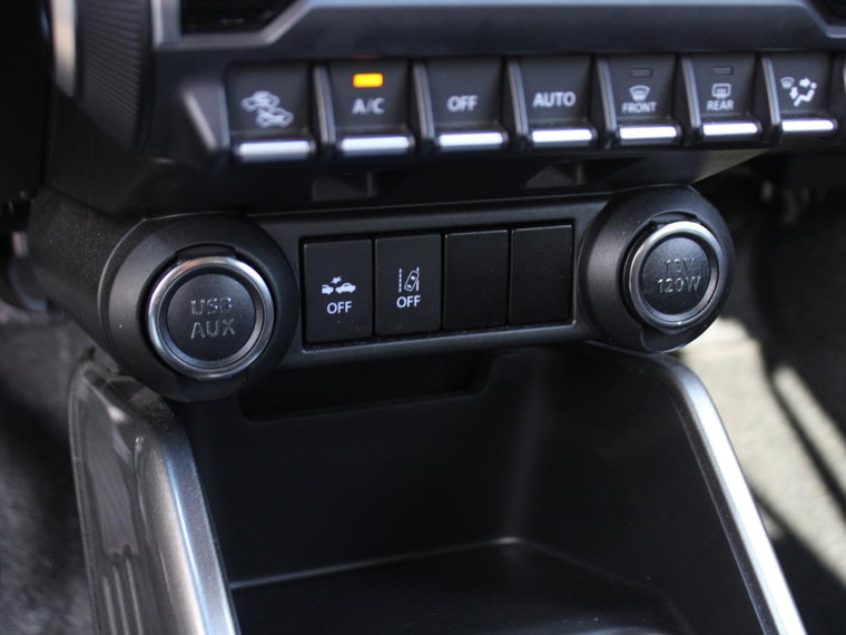 Vehicle Image 17