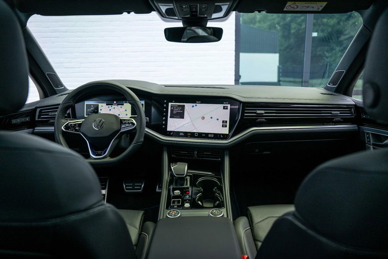 Vehicle Image 38