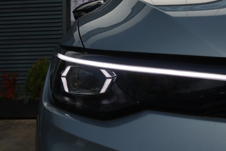 Vehicle Image 36