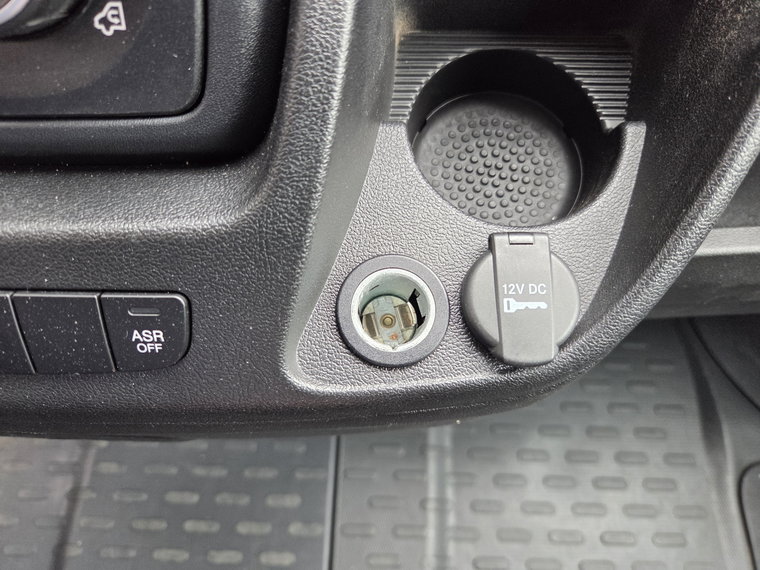 Vehicle Image 26