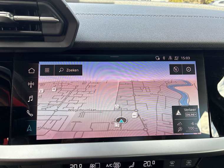 Vehicle Image 22